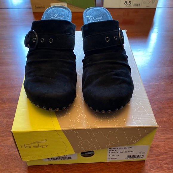 Dansko suede mules. Size 39 - Picture 2 of 11